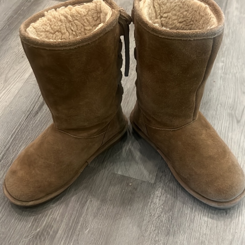 BearPaw suede boots, EUC - Picture 4 of 4